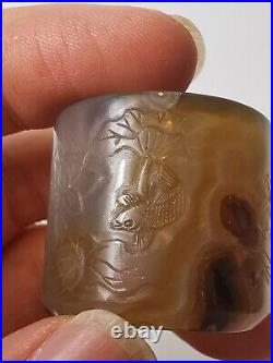 18/19th century Chinese Qing dynasty carved agate ring