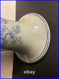 20 ASIAN CHINESE qing dynasty kangxi mark Porcelain Blue white vase