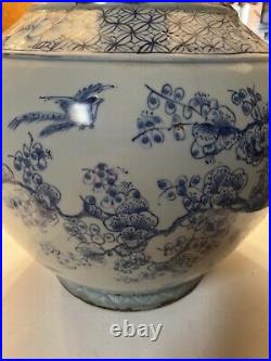 20 ASIAN CHINESE qing dynasty kangxi mark Porcelain Blue white vase