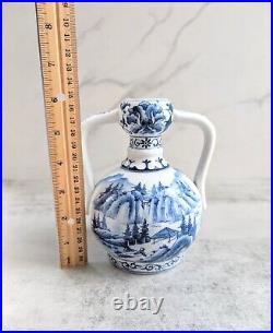 Antique Chinese Blue & White Landscape Porcelain Vase Qing Dynasty China Vintage