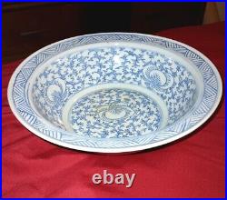 Antique Chinese Export Bowl Handpainted Porcelain Blue & White, Qing Dynasty