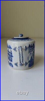 Antique Chinese Export Porcelain Blue and White Teapot & Lid Qing Dynasty