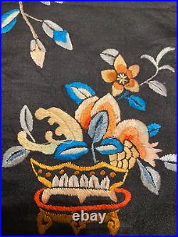 Antique Chinese Qing Dynasty Silk embroidered panel wall hanging 20 X 19