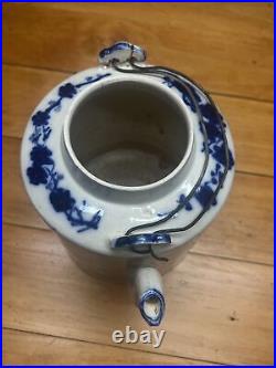 Antique Chinese Qing Dynasty blue and white floral pattern double-eared teapot