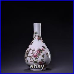 Chinese Antique Qing Dynasty Qianlong Ancient Porcelain Flowers Pattern Vases