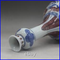 Chinese Antique Qing Dynasty Qianlong Blue White Porcelain Lion Pattern Vases