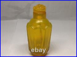 Chinese Qing Dynasty Transfarentcy Yellow Amber Glass Snuff Bottle