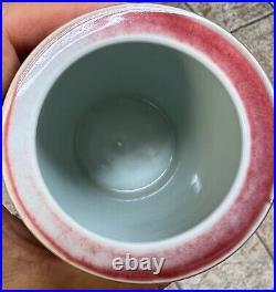 Chinese antique porcain brushpot. Qing Dynasty. Height 4 1/2 inches