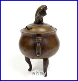 Fine Antique Qing Dynasty Chinese Double Handled Lidded Bronze Tripod Censer