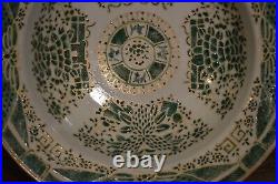 Qing Dynasty Chinese Antique Green Fitzhugh Pattern gilded Large Plates (a pair)